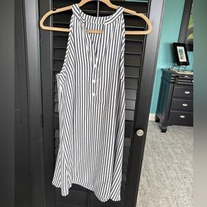 Striped Sleeveless linen dress